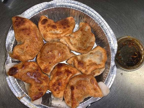 Fried Dumplings Potstickers 8 Pork Meat锅贴