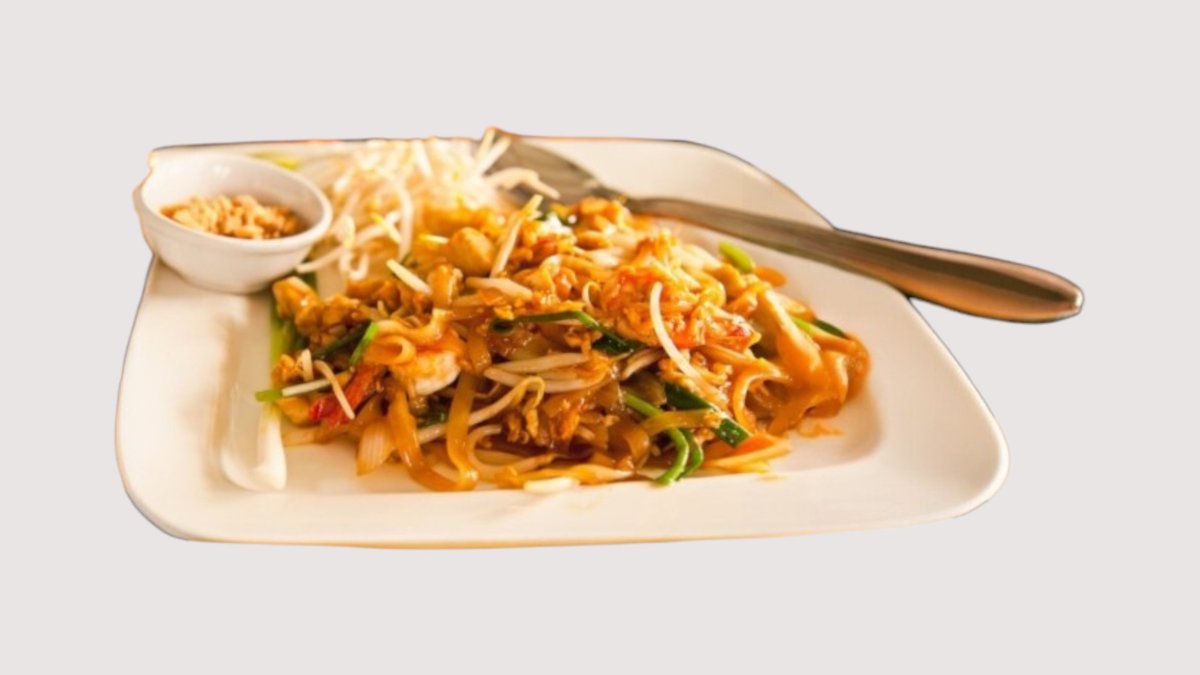 Pho Xao Fried rice noodles