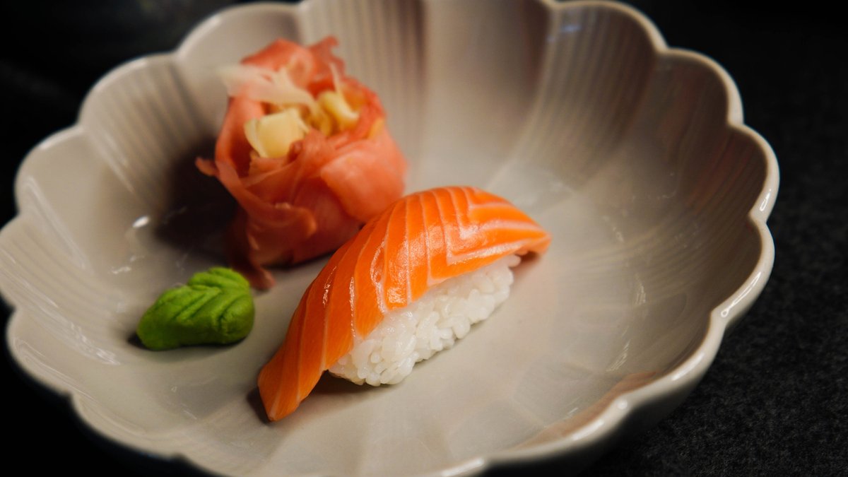 Lazac nigiri