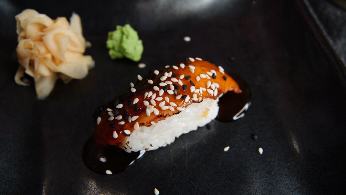 Pácolt angolna nigiri