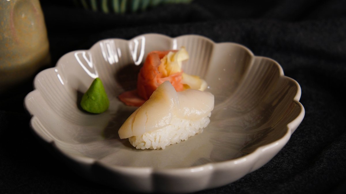 Szent-Jakab kagyló nigiri