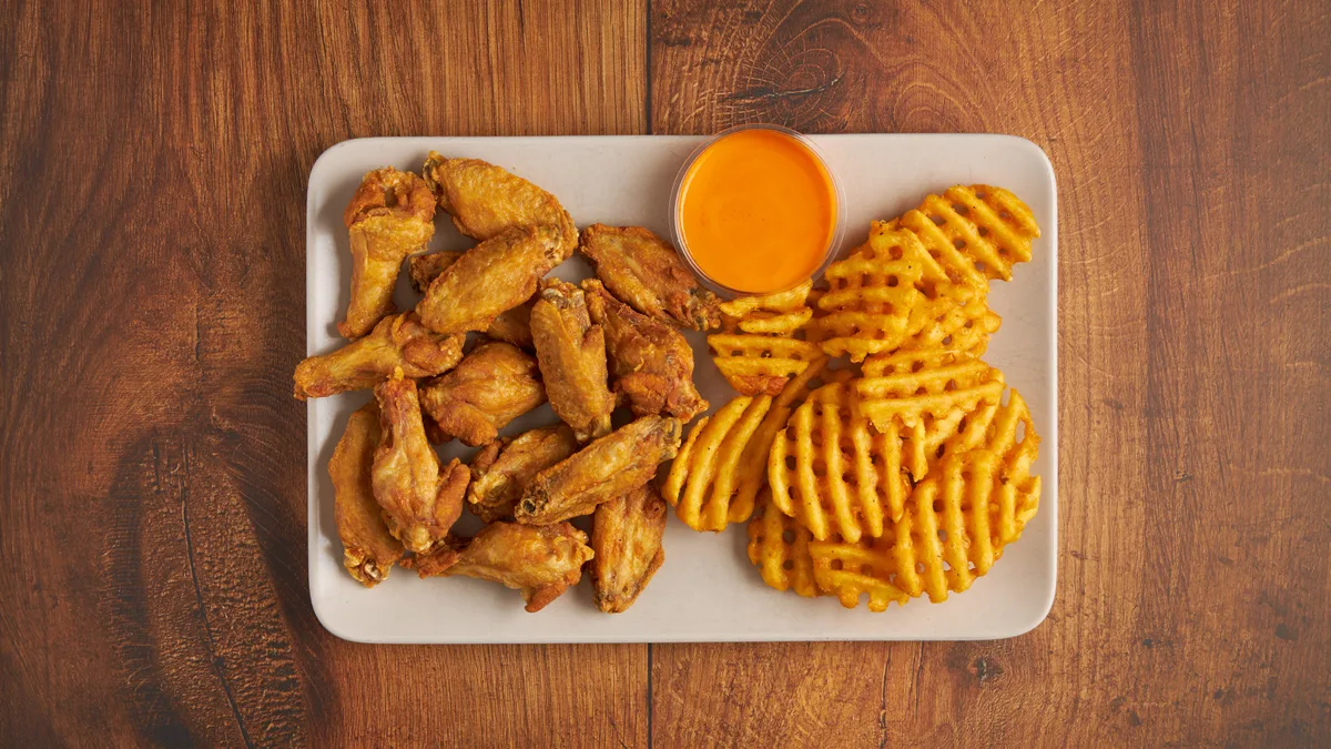 Hot Wings 25 kpl