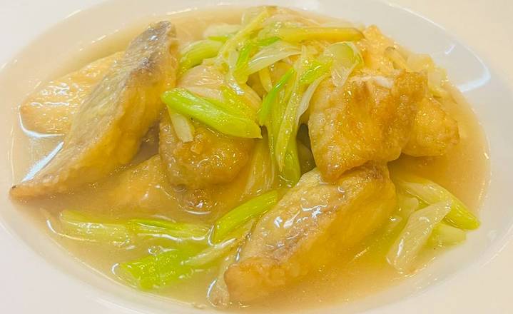 Deep Fried Red Snapper w.Ginger Scallion Sauce
