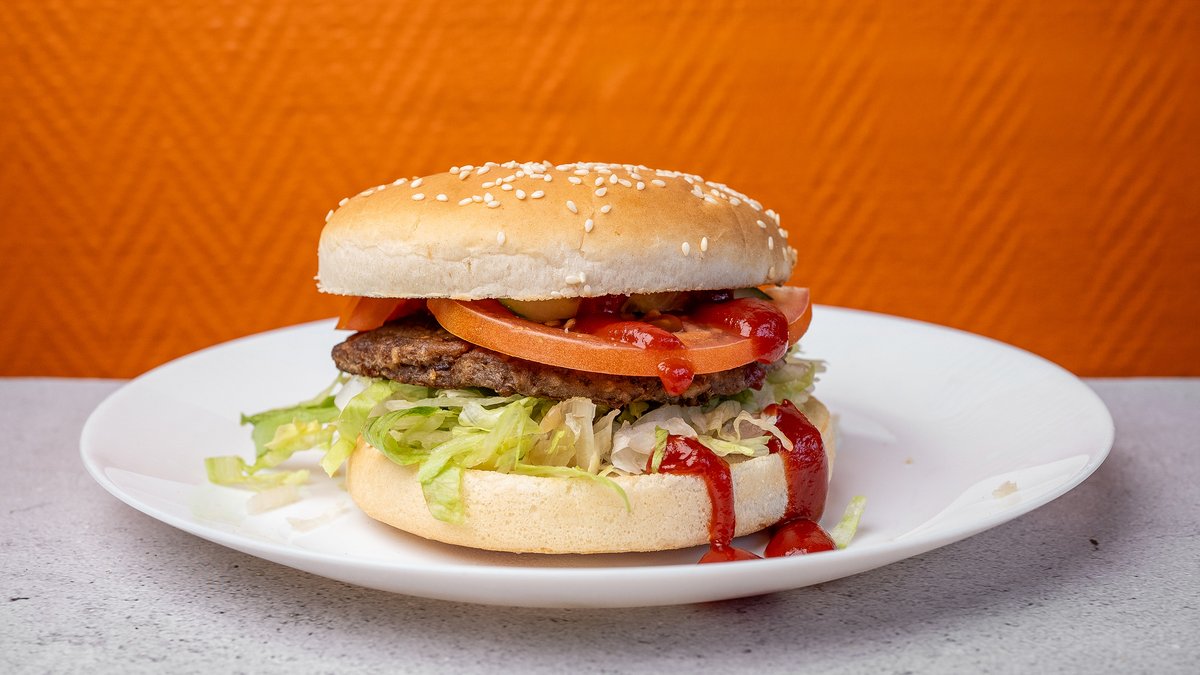 127C. HK Chiliburger