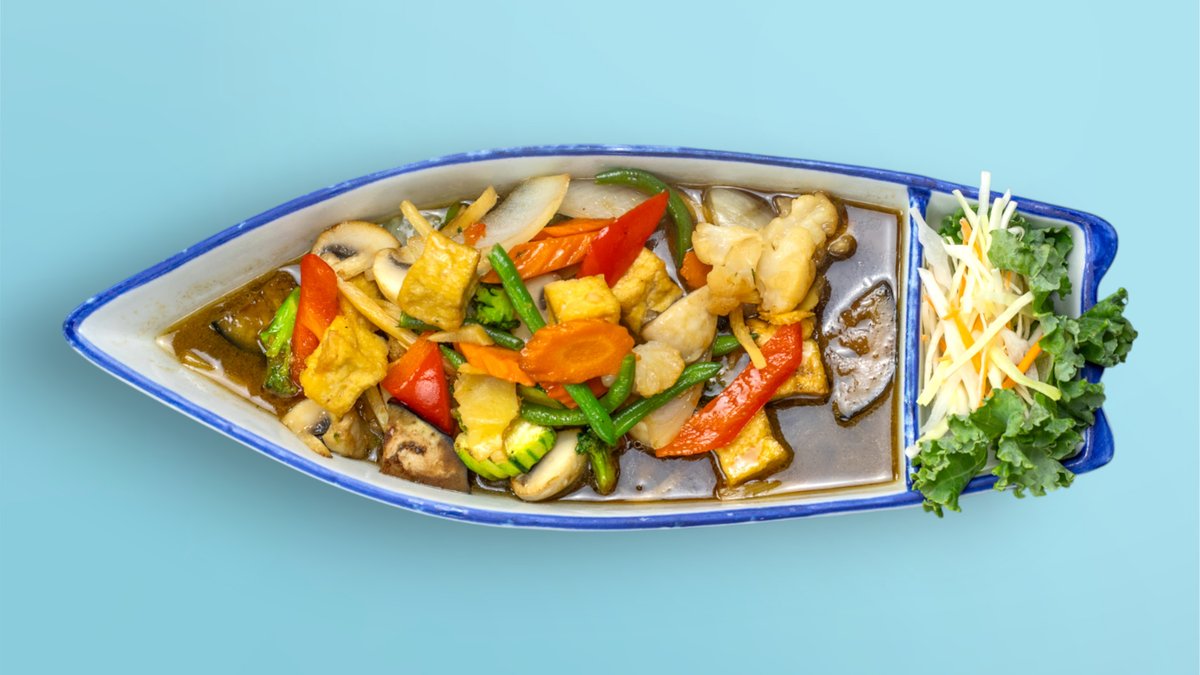 37. Tofu Pad Pak Ruam Mid