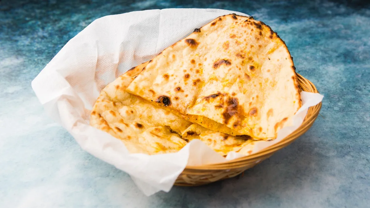Sajttal töltött Naan