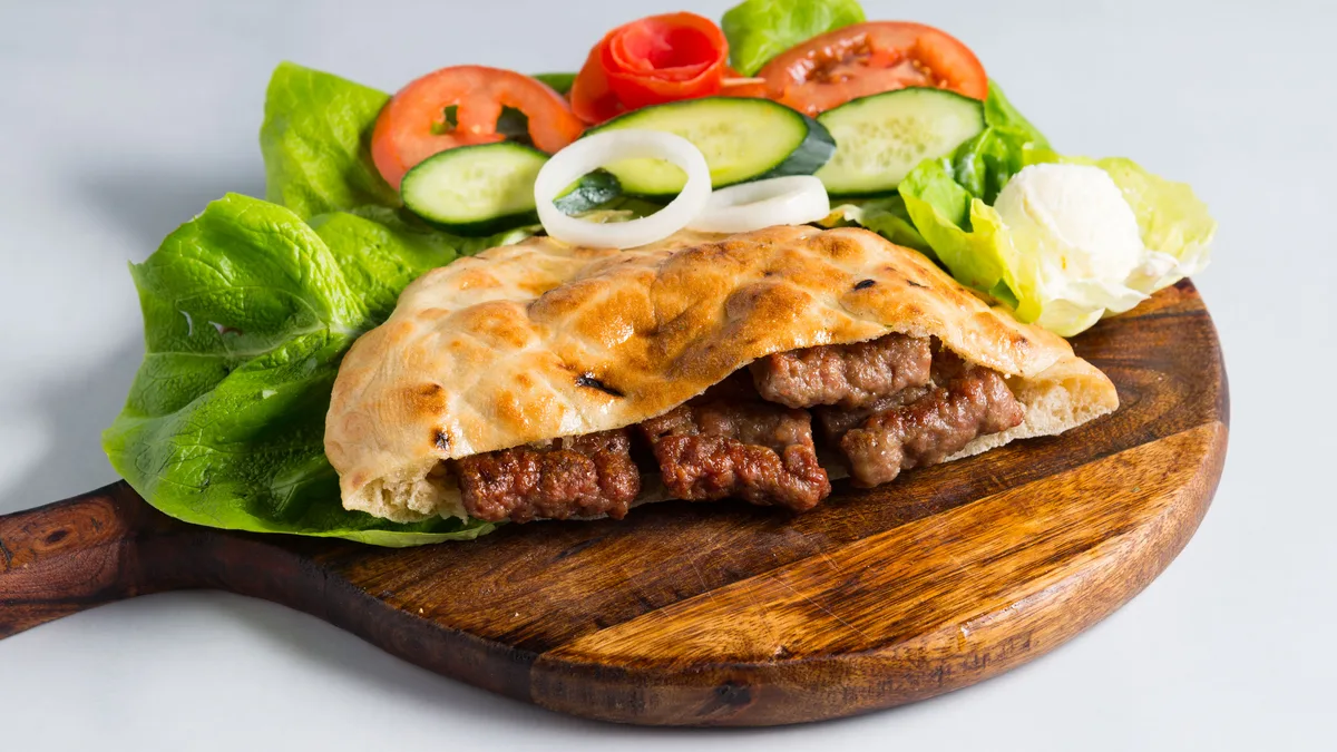 Ćevapi mala porcija - utorak akcija