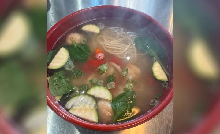 Double Shrimp Noodles Chicken Soup-鸡汁双虾面