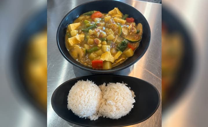 Mixed Veggie w.Curry Sauce-咖喱杂素饭