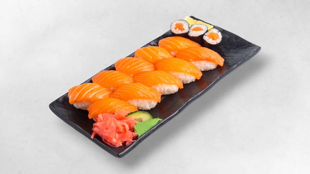 S1. Lachs Sushi