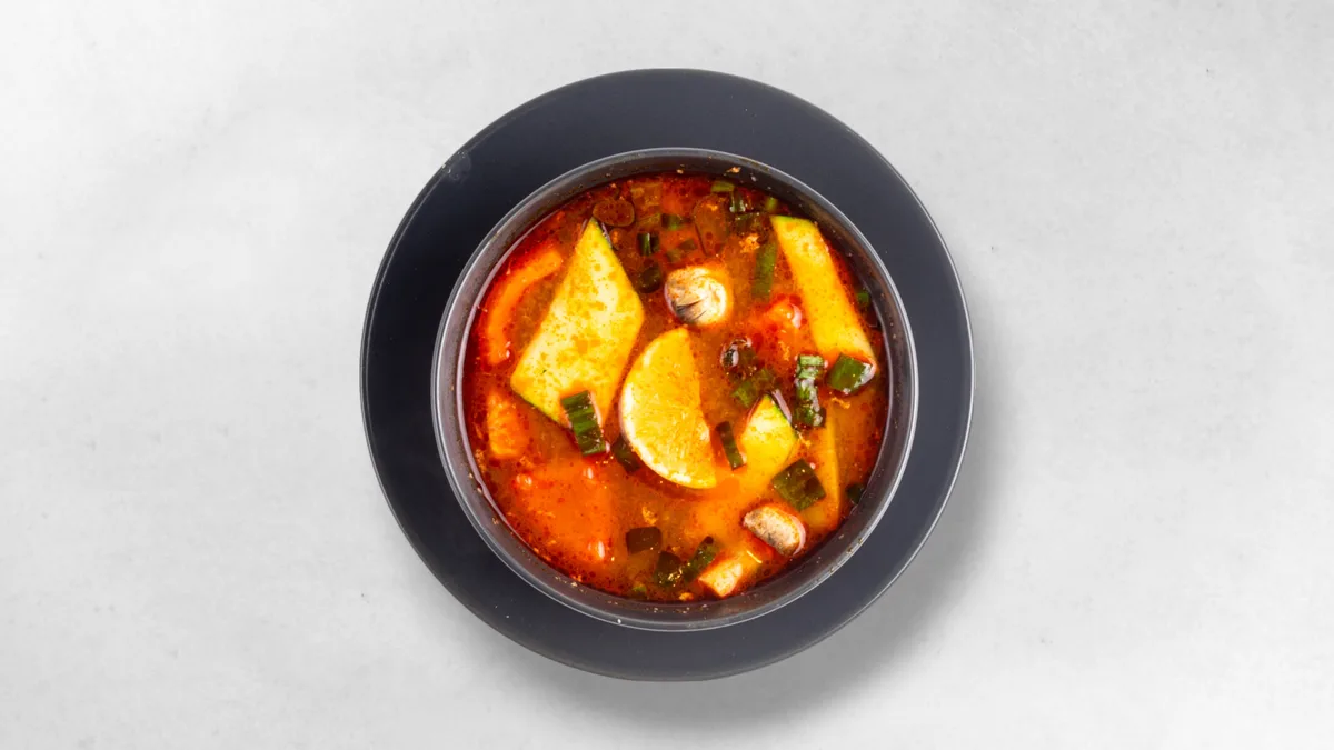 S6. Tom Yam Gong