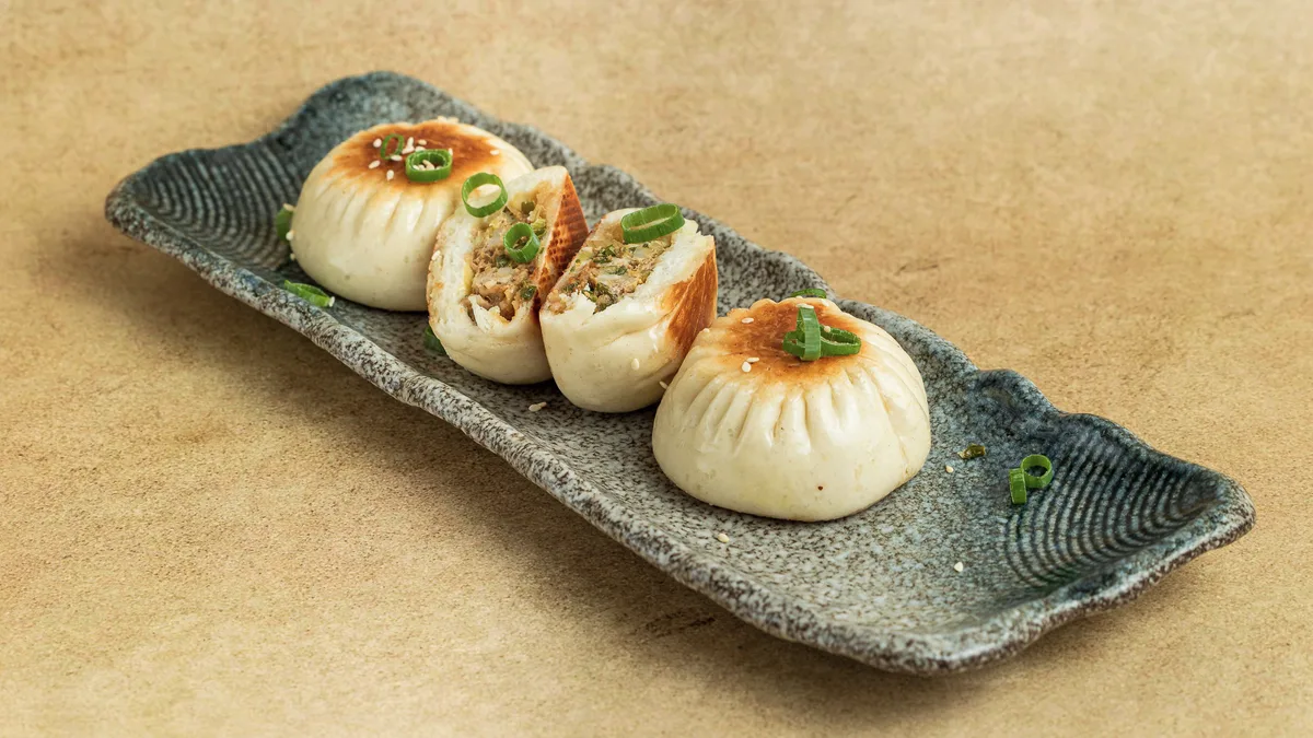 19. Fried Pork Bun (3 pcs)