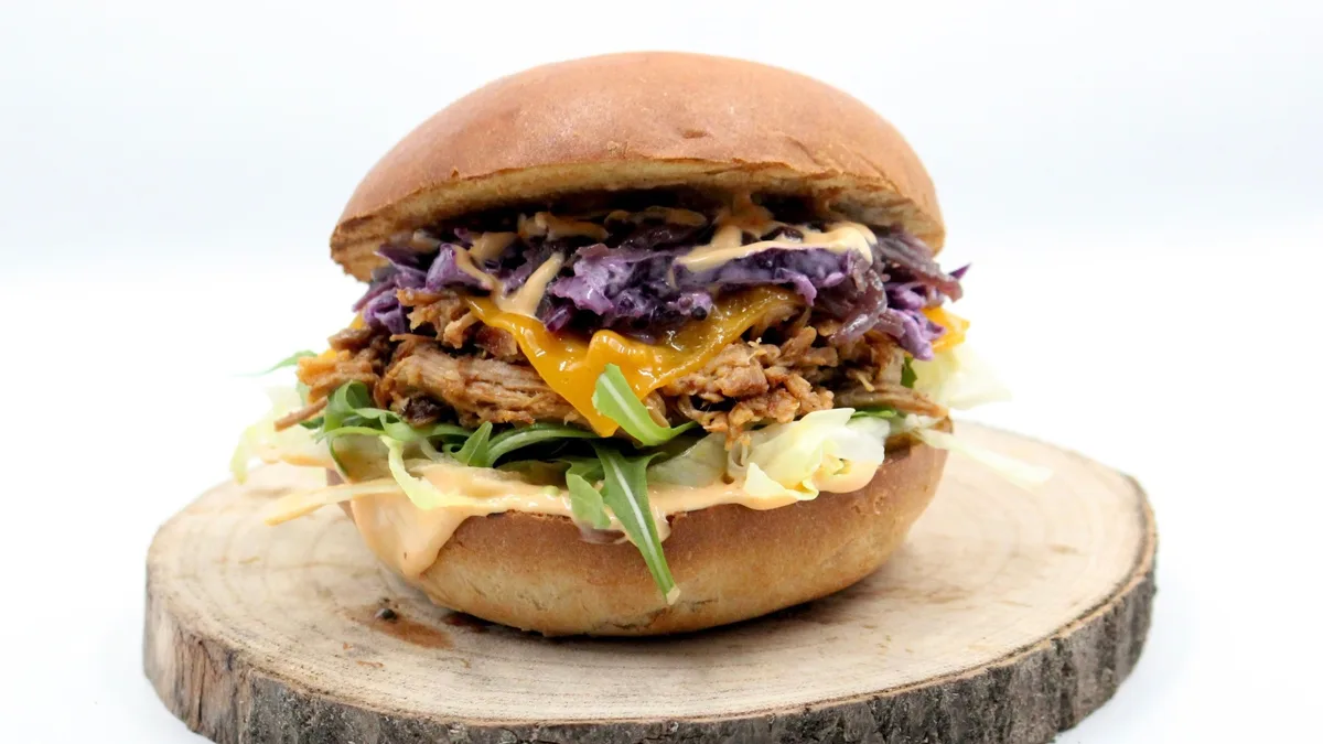 Pulled Pork Burger