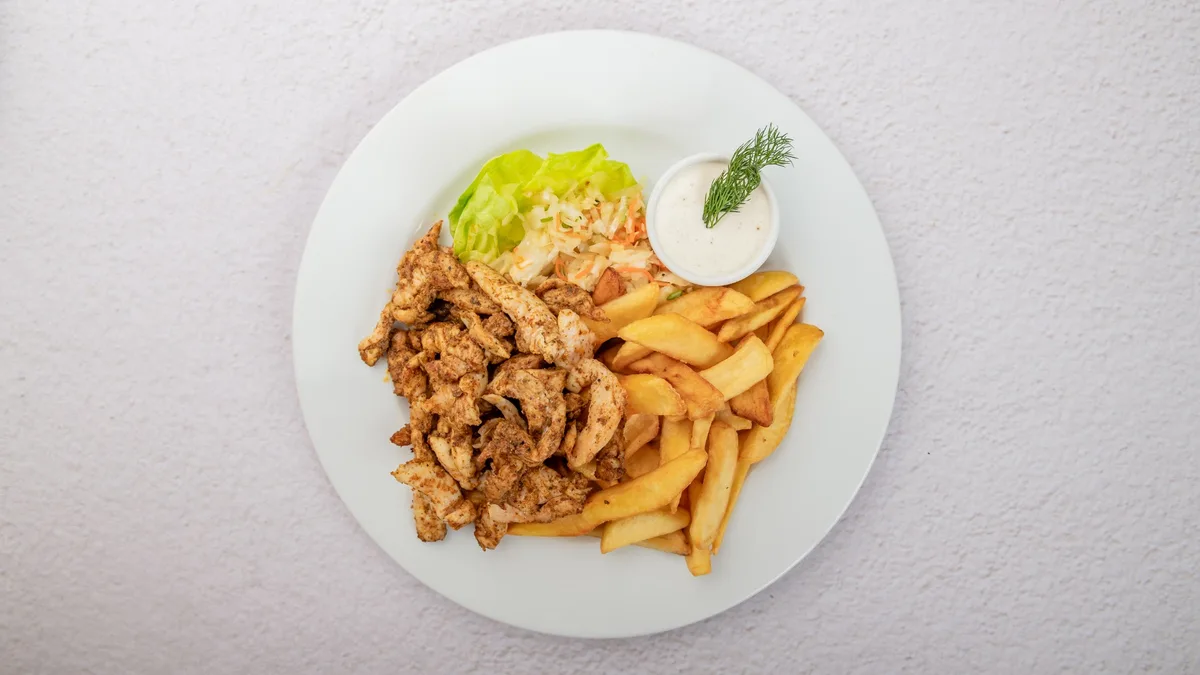 Shoarma z kurczaka, sos czosnkowy (zestaw)