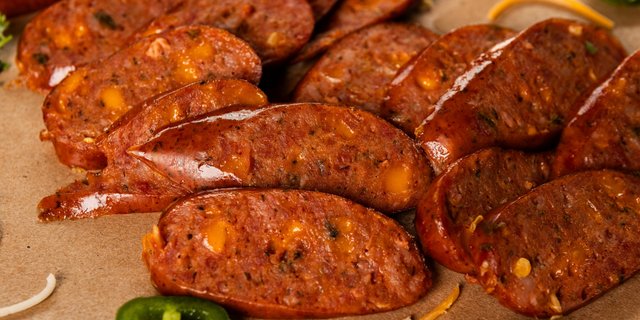 Jalapeño and Cheese Smoked Sausage Buffet