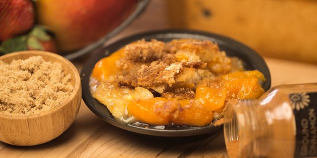 Peach Cobbler Pan