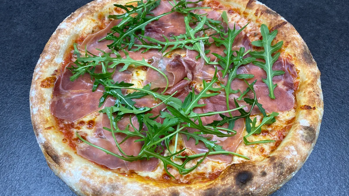 Prusciutto crudo pizza (33cm)