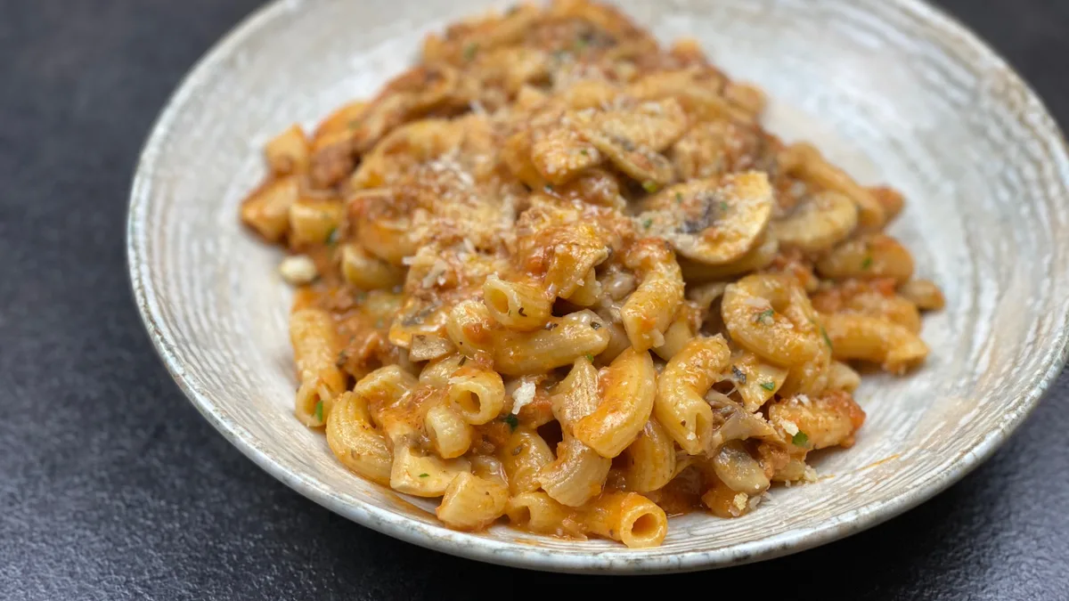 Tejszínes-gombás bolognai maccheroni