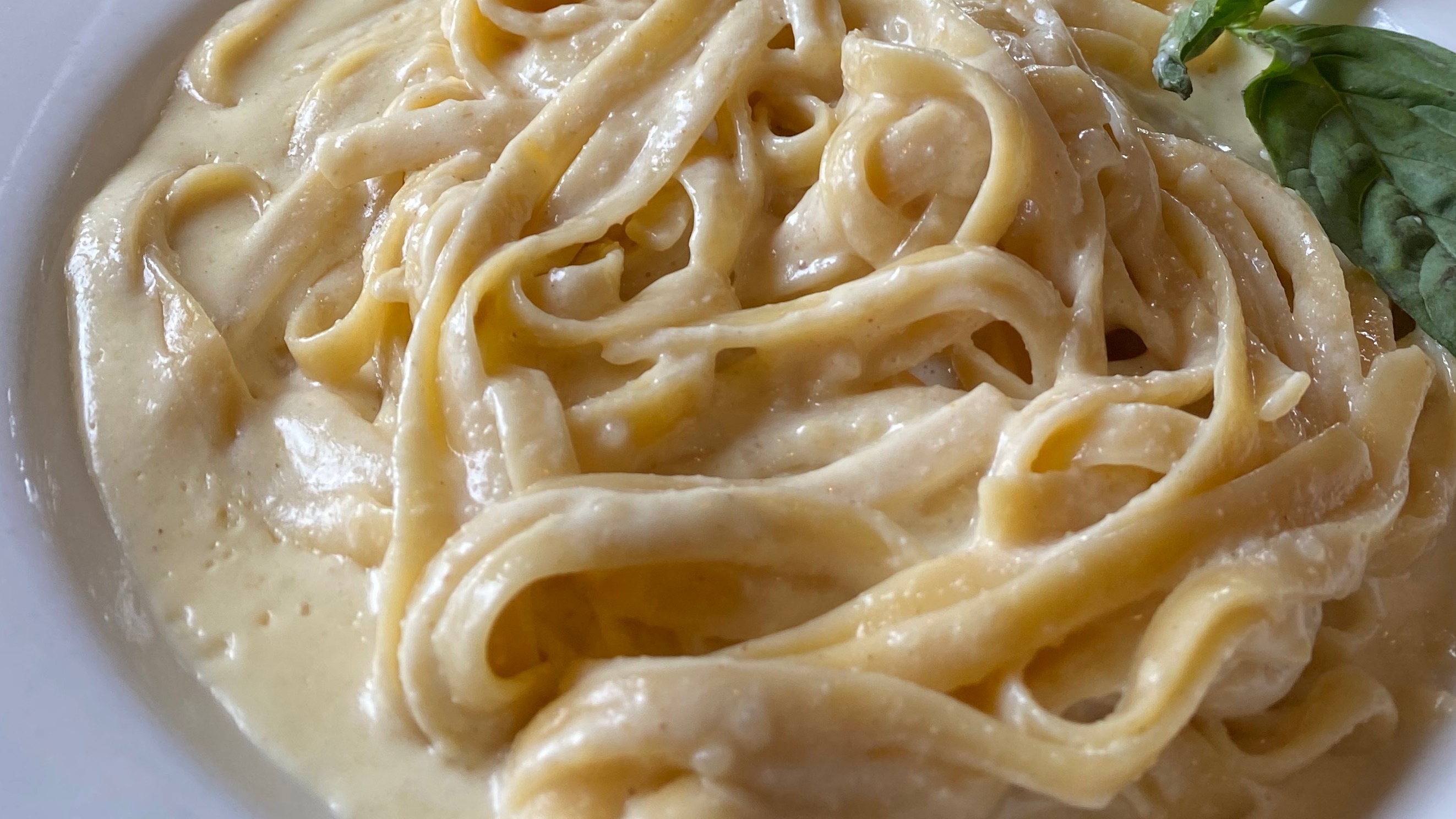 Fettuccine Alfredo