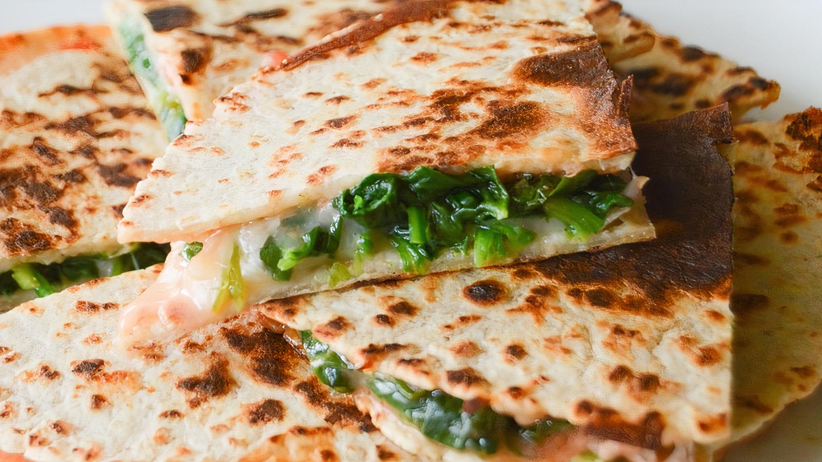 Quesadillas De Birria