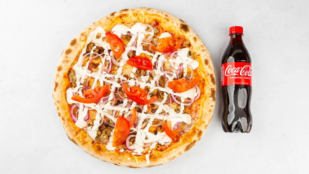 Pizza Kebab in Coca-Cola 0.5 l