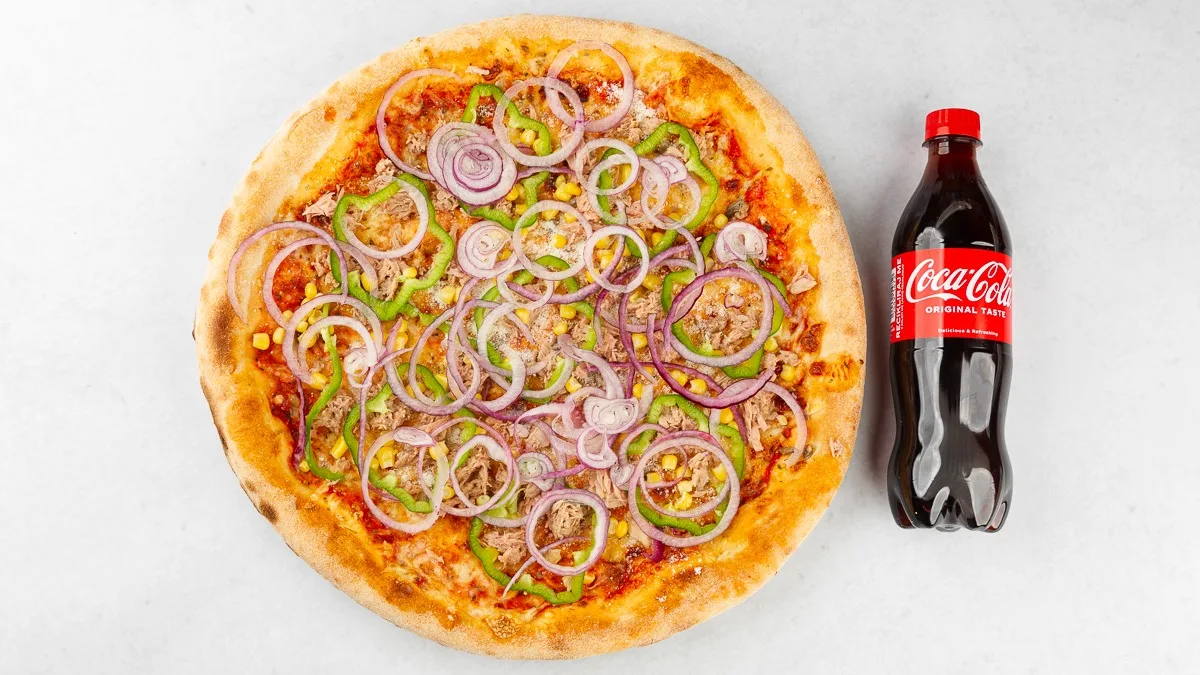 Pizza Tunina in Coca-Cola 0.5 l