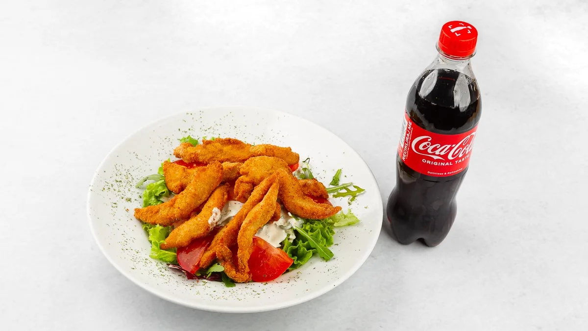 Solatni krožnik Pohanček in Coca-Cola 0.5 l