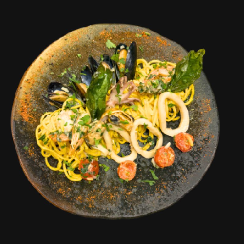 SPAGHETE CU FRUCTE DE MARE