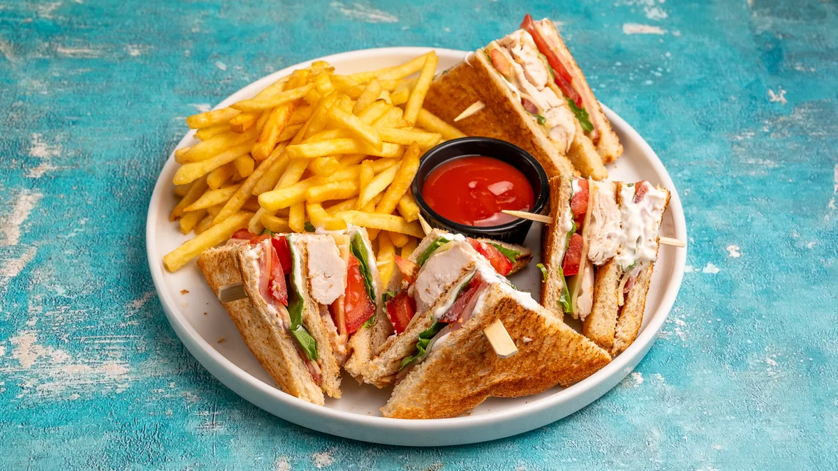 Club Sandwich Κοτόπουλο