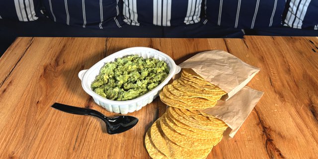 guac + chips
