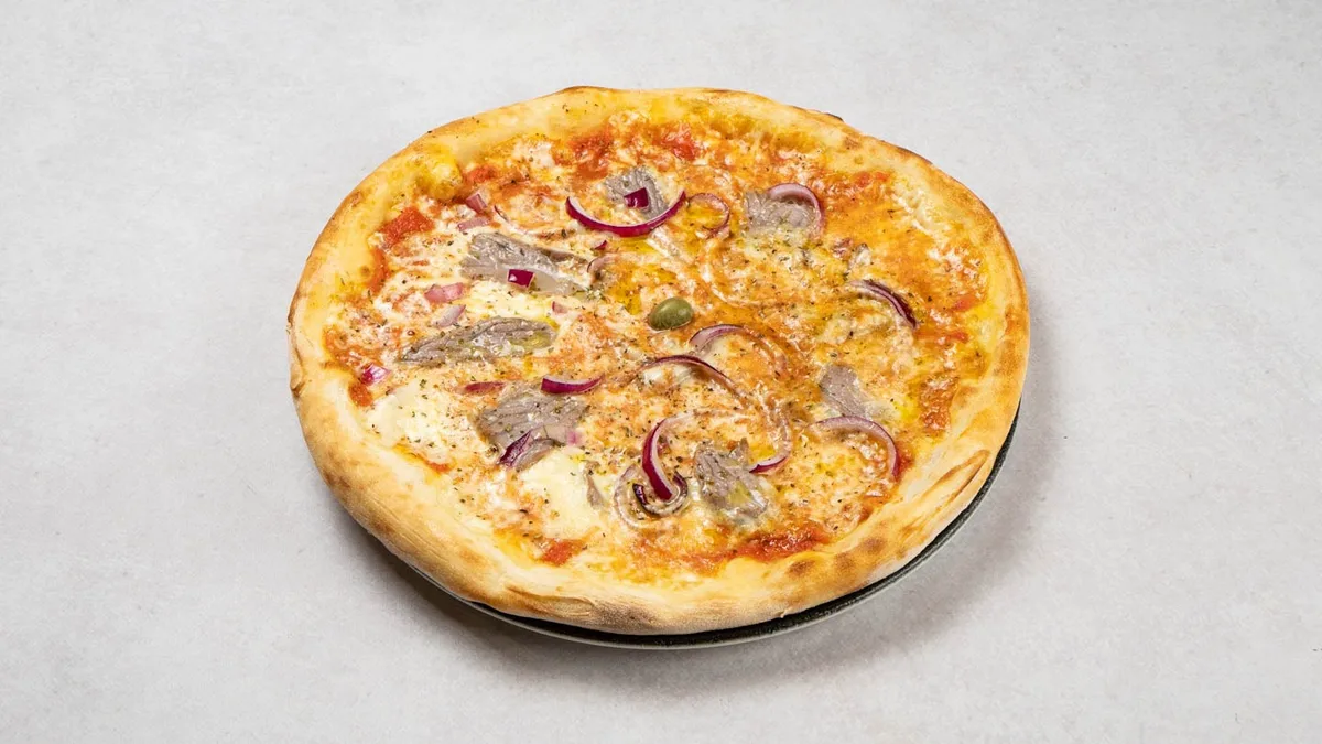 Pizza Al tonno