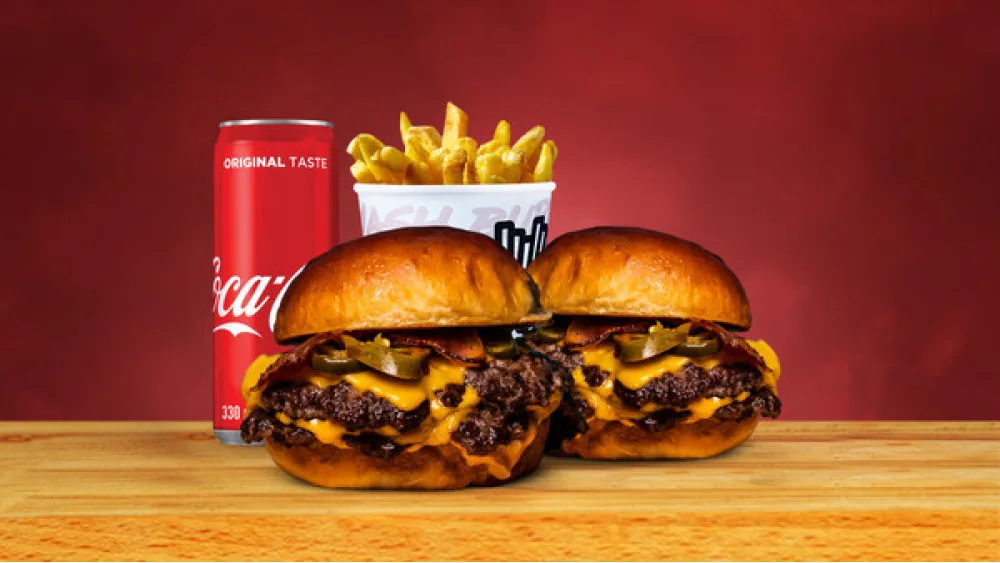 XL 2 x Smoke BBQ double burger + 1 x pomfrit + 1 x Coca Cola 0,33l