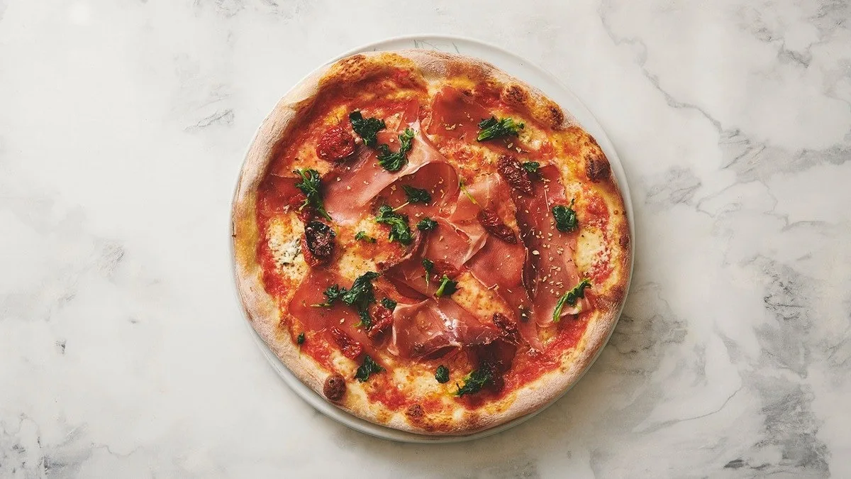 Pizza Semi-dried tomato