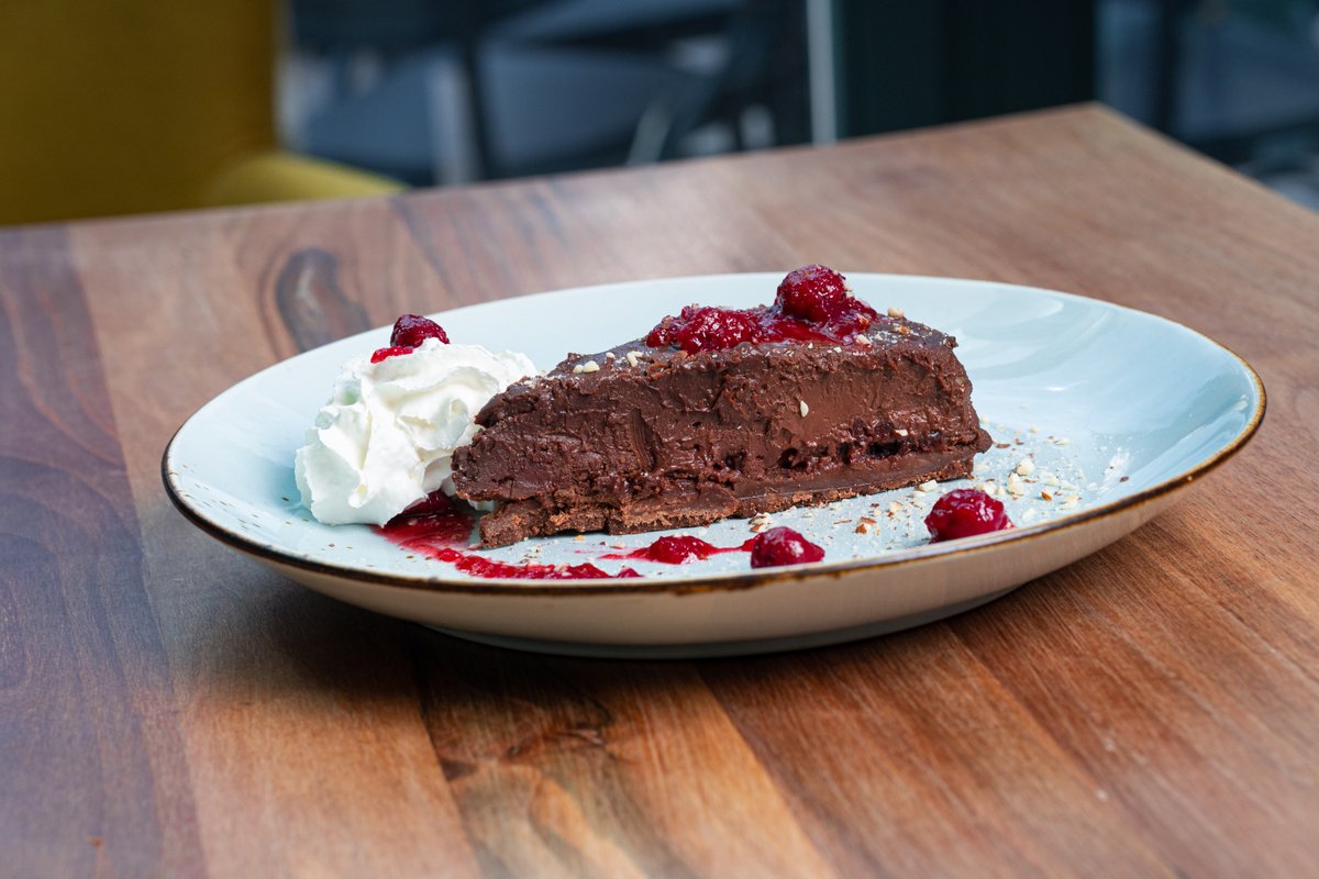 Čoko tart sa višnjama