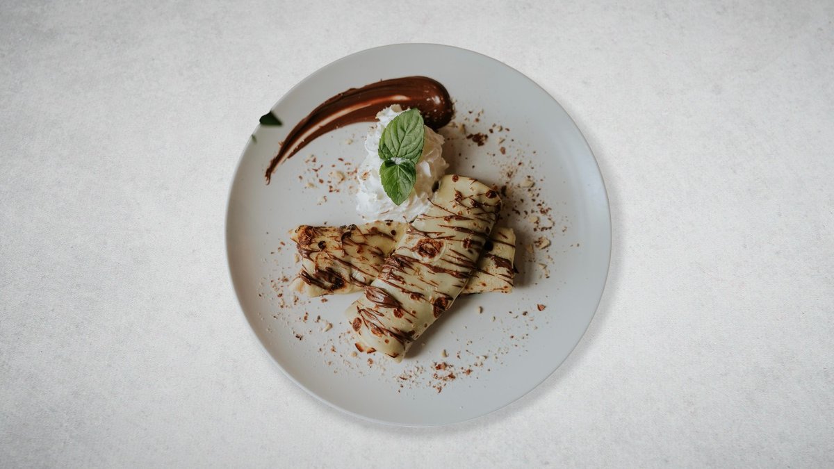 Palačinke sa nutelom i lešnikom