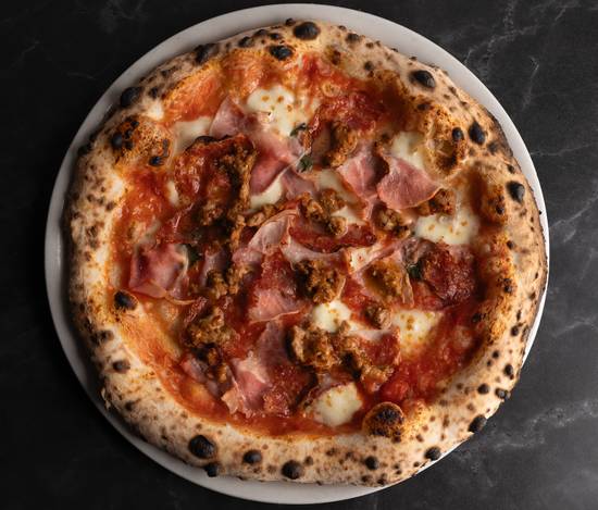Tre - Carne Pizza