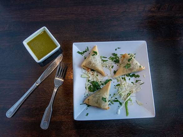 Chicken Samosa (3Pcs)