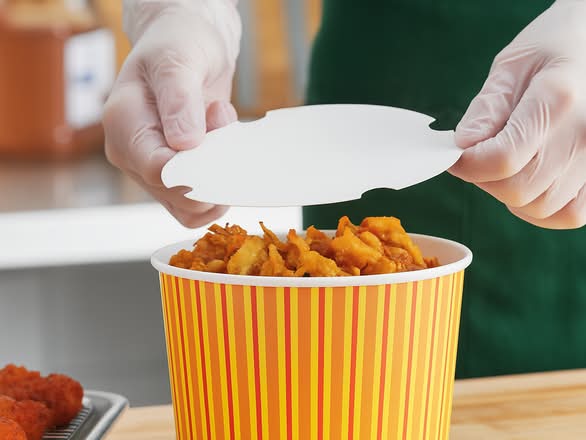 Family Bucket Onion Pakora (64 oz)