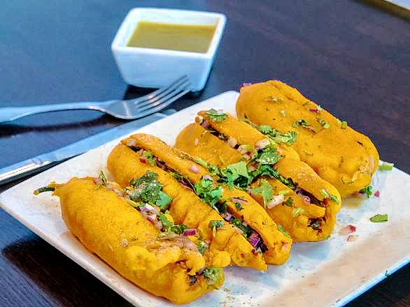 Mirch Bajji (4pcs)