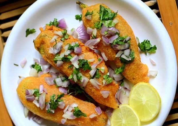 Mirchi Bajji - 3pc
