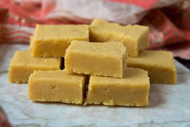 Mysore pak (T)