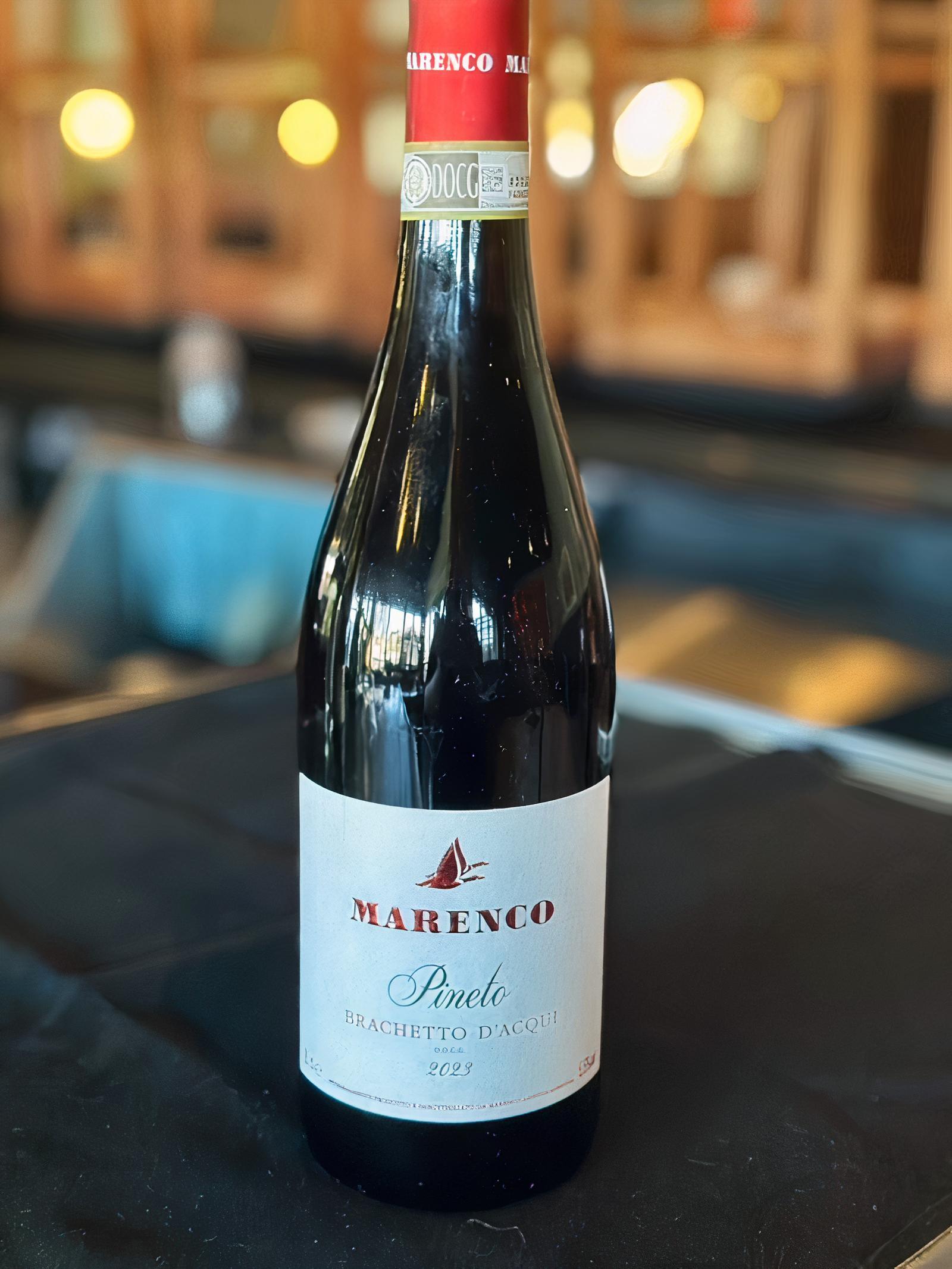 Marenco, Sweet Red Bottle