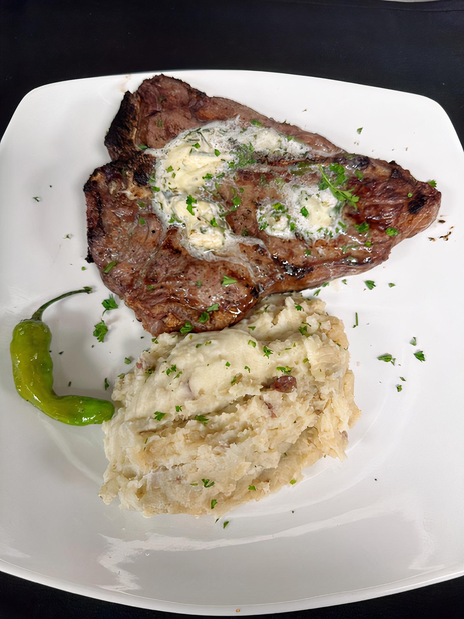 Porterhouse (20 oz.)