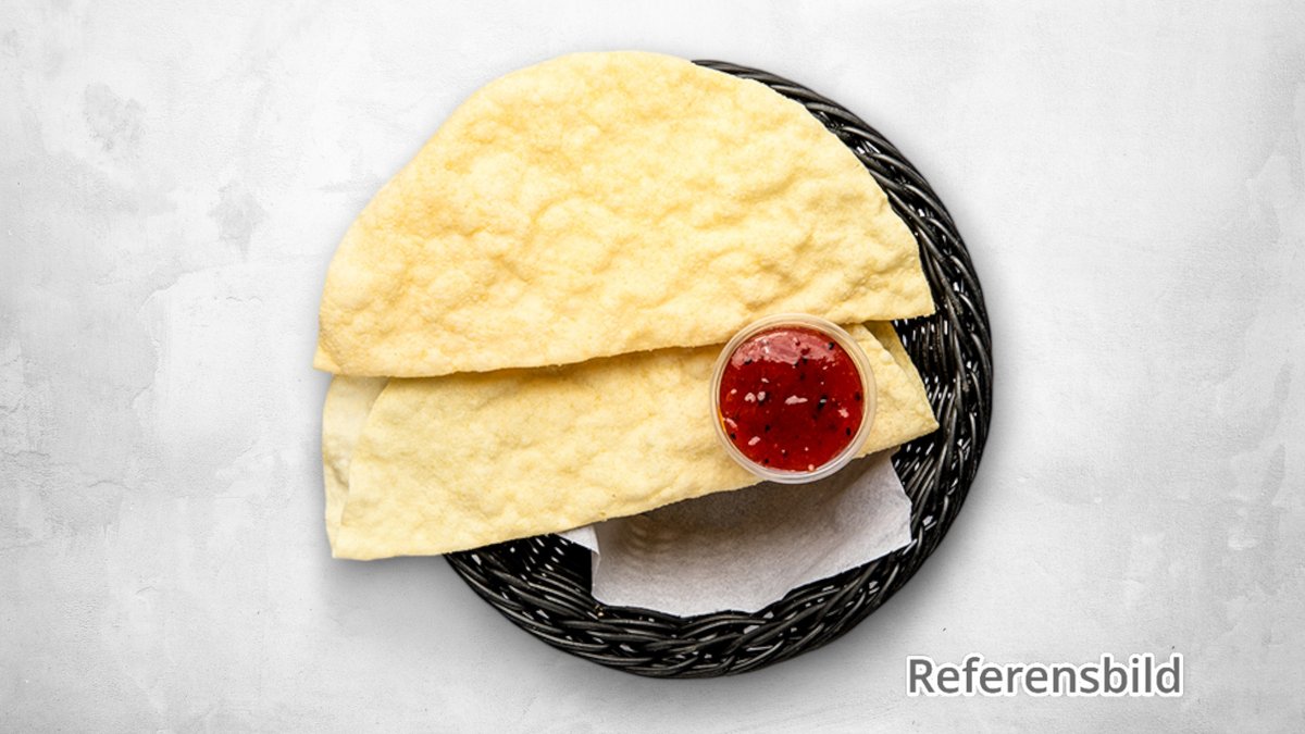 Papadums With Mango Chutney