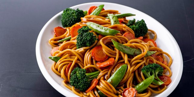 Vegetable Lo Mein
