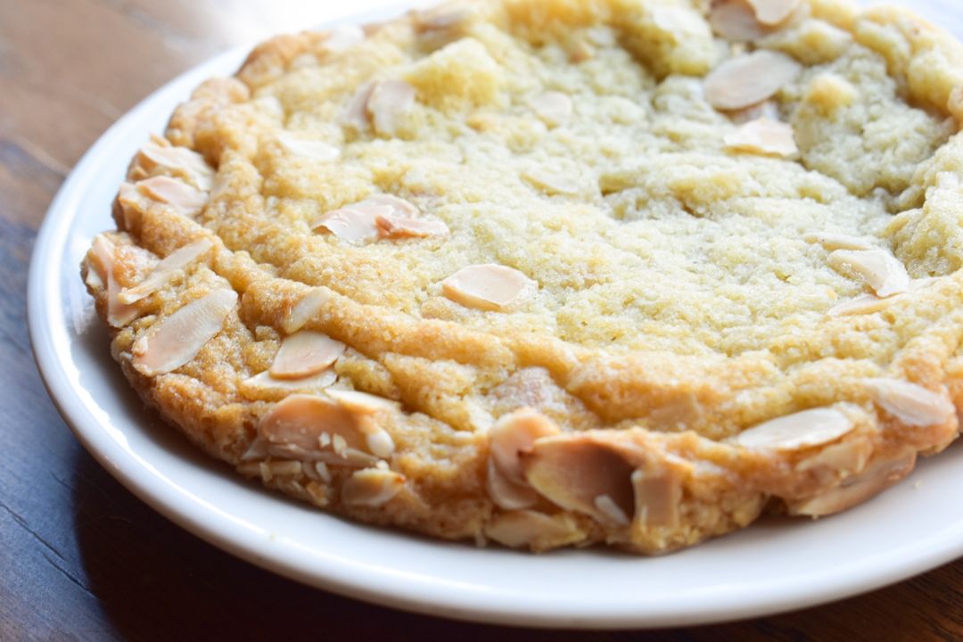 Almond Cookie