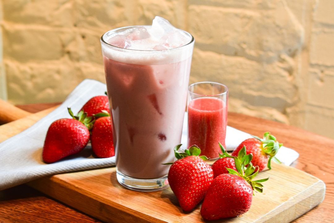 Strawberry Milk (Lg)