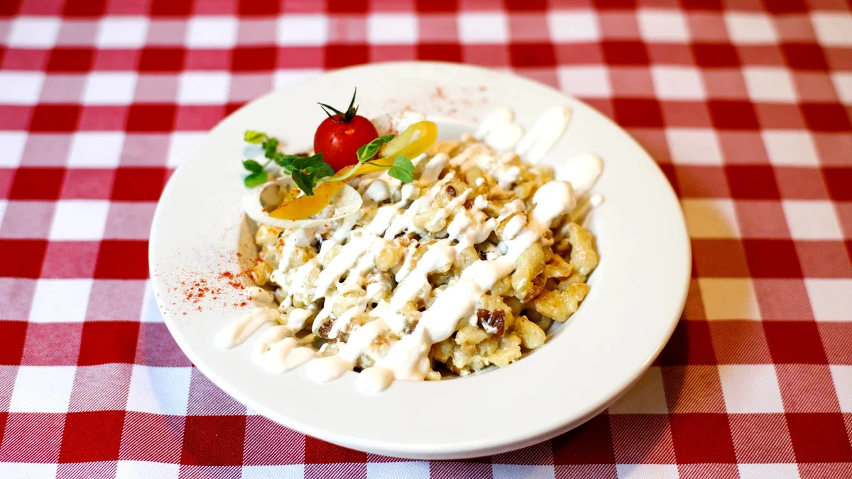 Sztrapacska juhtúróval
