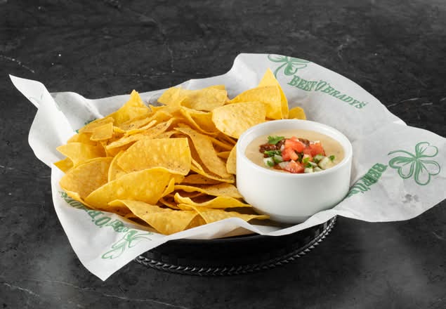 Chips and Chili Queso