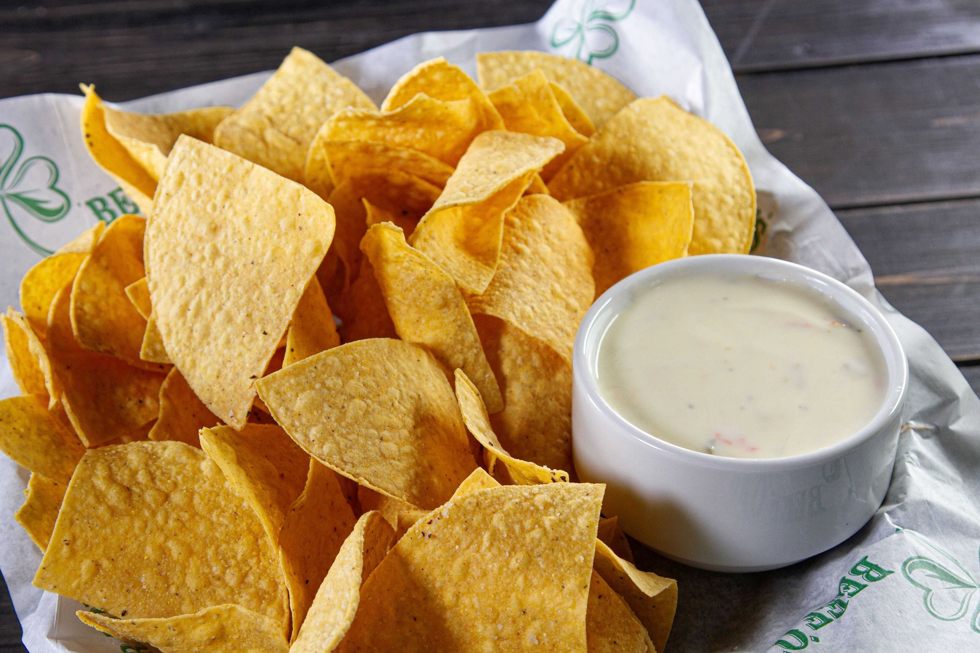 Queso and Chips